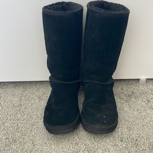 UGG Australia Women’s Black Classic Tall Boot - Size 8